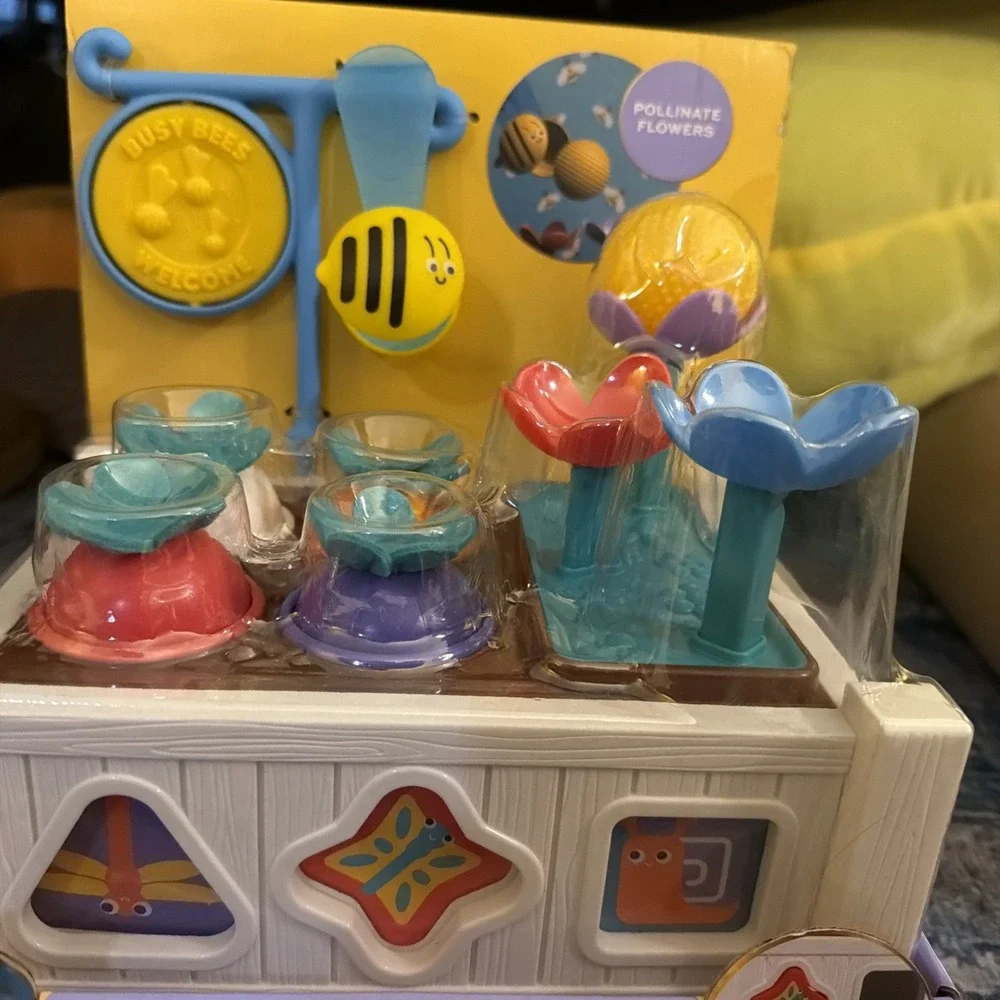 FAO Schwarz Bumble Bee Garden Sort & Match Toy 18pc Ages 18m+ NEW